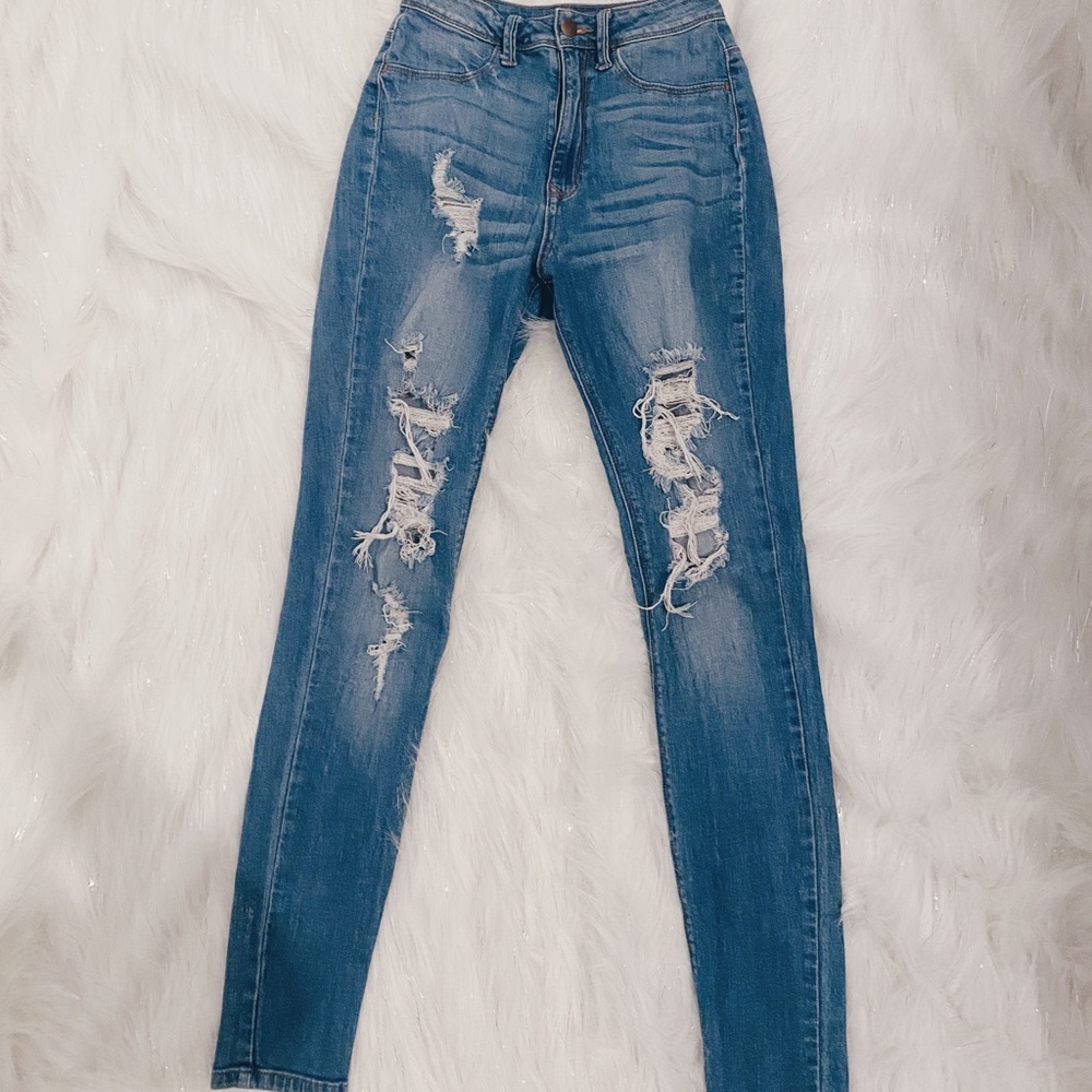 FashionNova HighWaisted Jeans